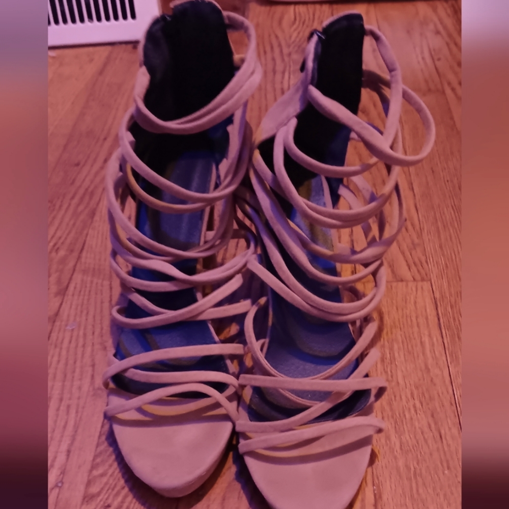 Women's Tan Platform Suede Strappy Sandle  42..Size